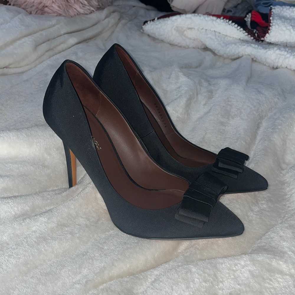 Bruno magli black heels